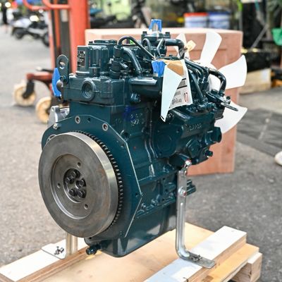 Original Kubota D782 Motor Assembly D782-ET05_CN4 Mesin Diesel Motor 9.8kw 2300 Rpm Untuk Bagian Excavator