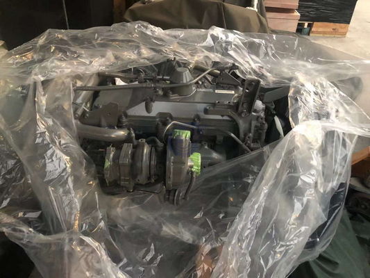 Isuzu 4HK1 Mesin Diesel 4 Stroke OHC Valvetrain 5.2L Displacement