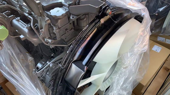 Isuzu 4HK1 Mesin Diesel 4 Stroke OHC Valvetrain 5.2L Displacement