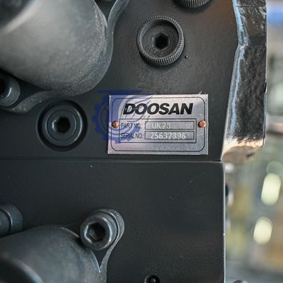 UX28 Control Valve Untuk Doosan Daewoo DX215 DX220 DX225-5-7 Excavator Main Control Valve