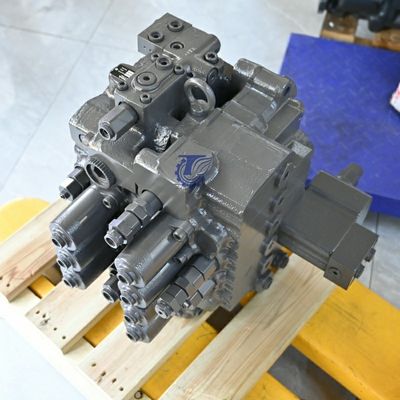 VOE14532821 Katup kontrol hidrolik EC210 EC240 Excavator Main Control Valve Bagian perbaikan mesin konstruksi