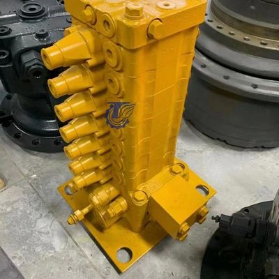 Mini Excavator Control Valve Assembly 723-26-13101 723-26-13100 Untuk Komatsu PC60-7 Pc70-7