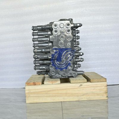 4446245 4469026 Untuk Hitachi ZX60 ZX65 ZX70 ZX75 Excavators PARTS Hydraulic Main CONTROL VALVE KYB C0170-31202 C0170-31044 pasar suku cadang