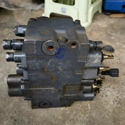 723-82-31100 7238231100 723-82-30100 Untuk Komatsu FD35/40-10 FD35Y/40Y-10 FD40Z-10 FD45-10 Forklift PARTS Hydraulic MAIN CONTROL VALVE aftermarket Asli