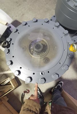 YB60002028 YB60001486 YB60001906 Motor Swing Hydraulic Swing Gearbox Swing REDUCTION Gear Swing Device (BAKER) Untuk HAITCHI EX1200-7 EXCAVATOR PARTS mesin tahan lama aftermarket Asli