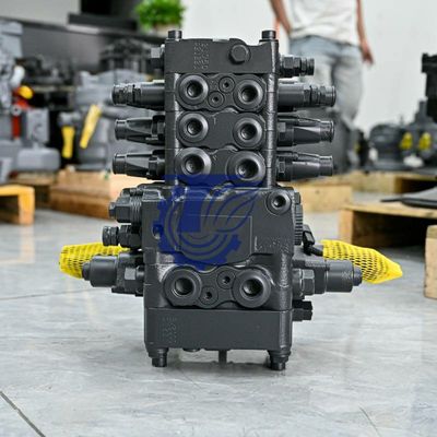 723-23-10504 7232310504 723-23-10501 723-23-10502 723-23-10503 untuk KOMATSU D61E-12 D68ESS-12 CRAWLER LOADERS PARTS HYDRAULIC MAIN CONTROL VALVE PEMBANGUNAN ORIGINAL