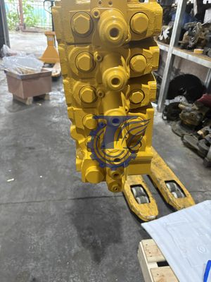 723-64-24100 Katup Kontrol Utama Hidrolik untuk Komatsu D65Ex-15 Bagian Ekskavator Aftermarket Asli
